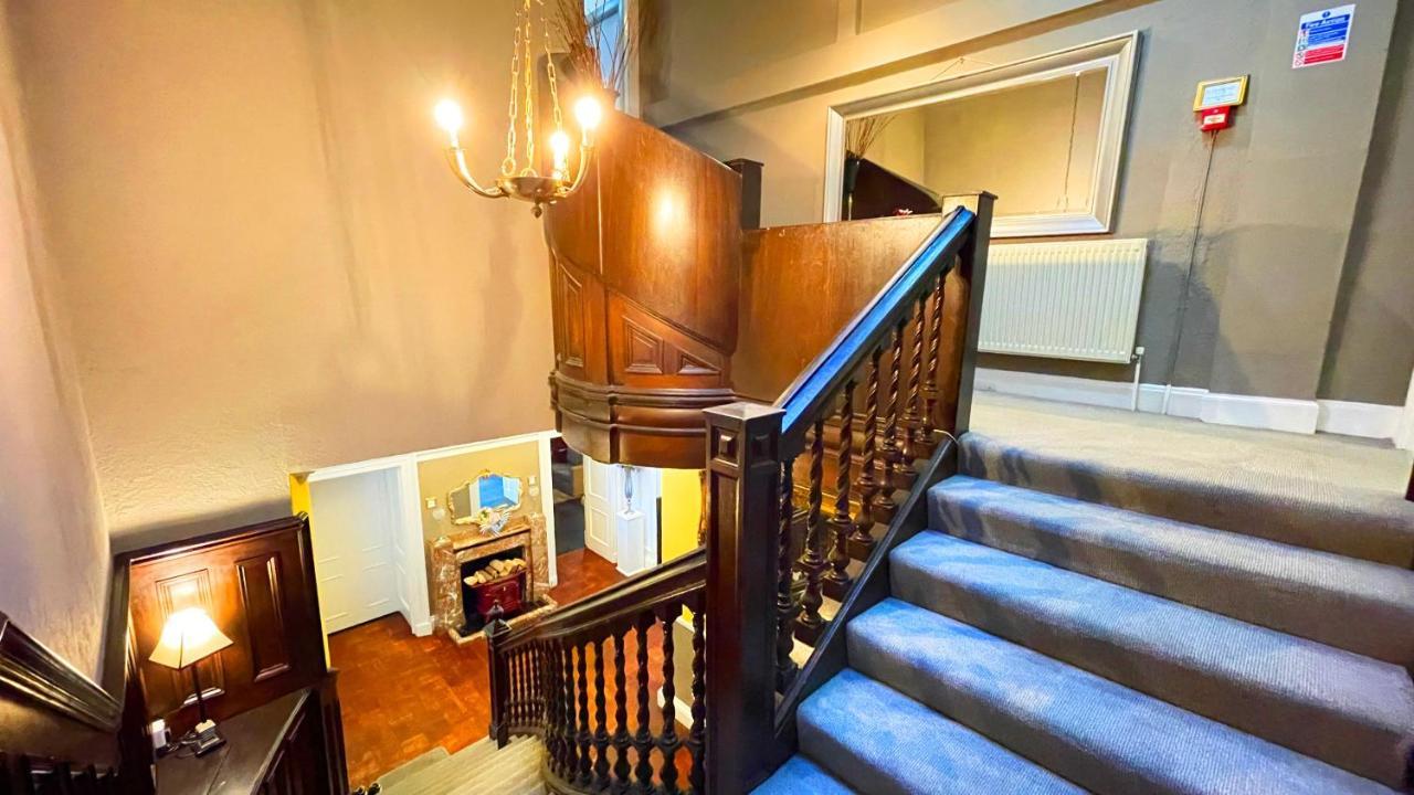 Kirkhill Estate Rooms 戈尔布里奇 外观 照片